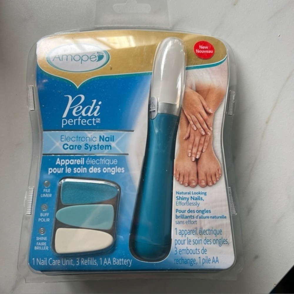 Amope Pedi Perfect Electronic Nail Care System New In Packaging Three Refills